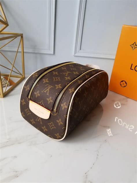 louis vuitton toiletry pouch 26 real vs fake|louis vuitton toiletry bag 26.